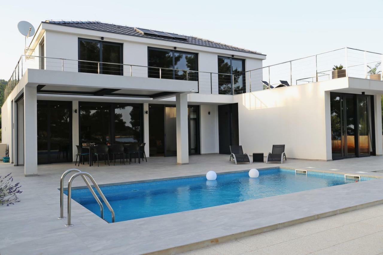 Seaside Villa At 普瑞兹巴 外观 照片